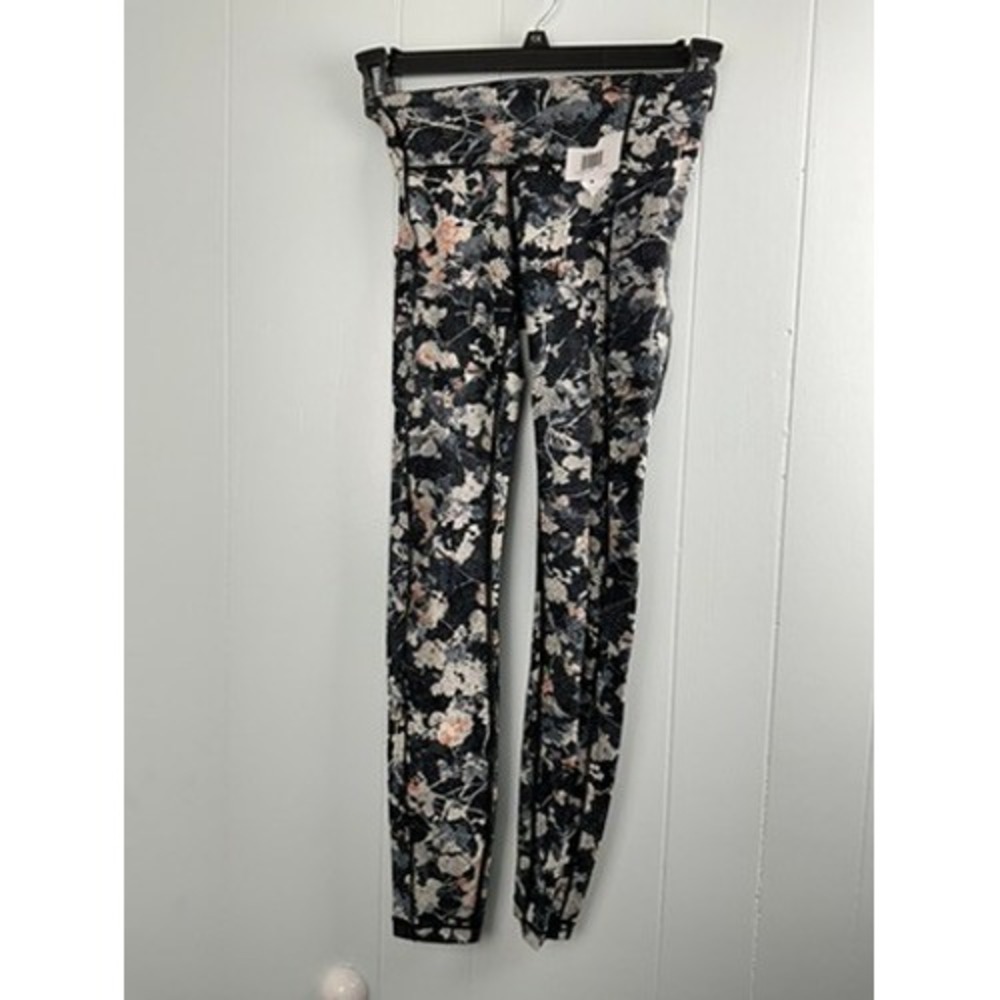 Lululemon Speed‎ Up Tight Size 2 Floral Print High Rise Luxtreme Leggings Black